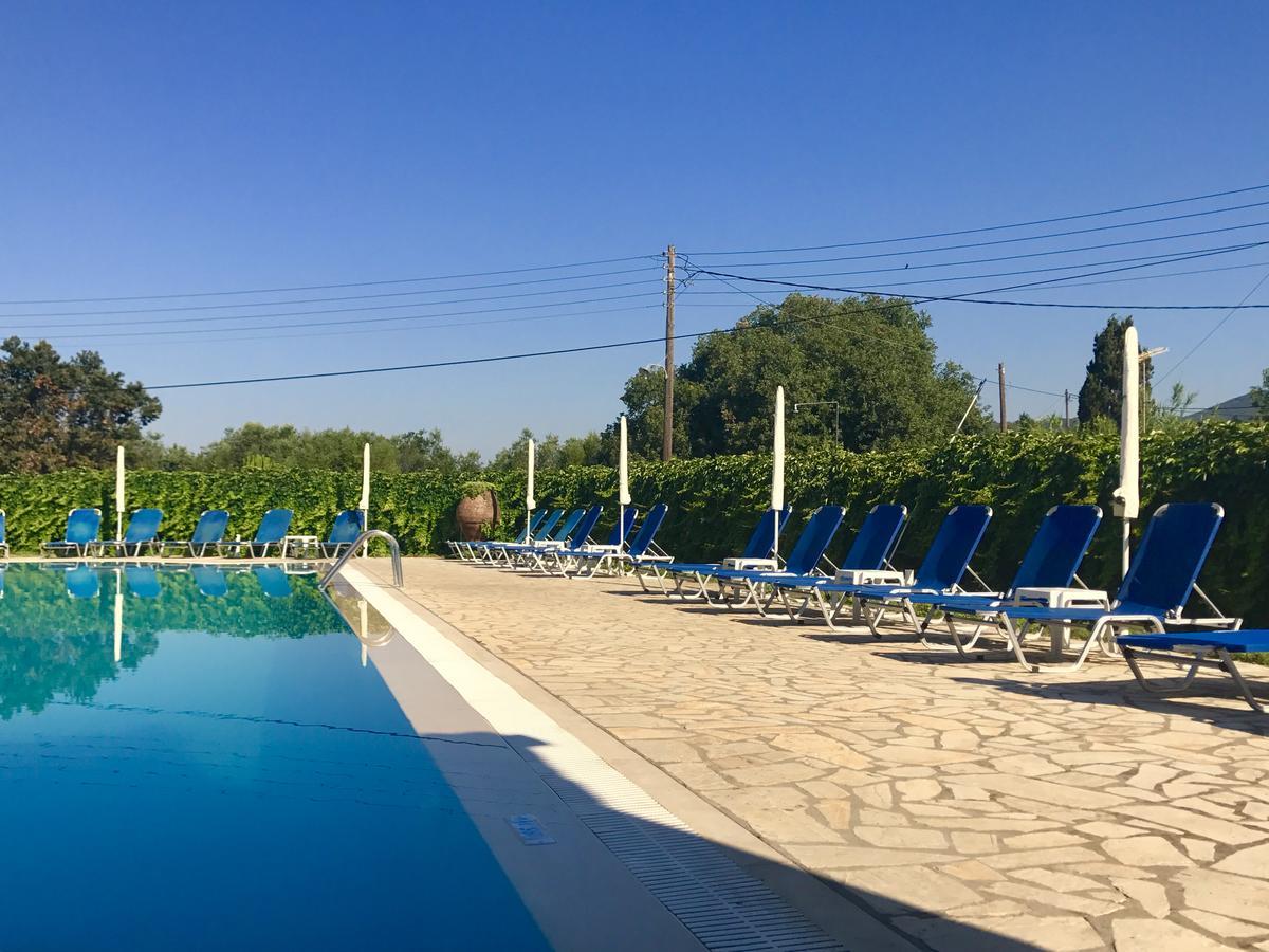 Ccb Bruskos Hotel آغيوس غيوريوس المظهر الخارجي الصورة