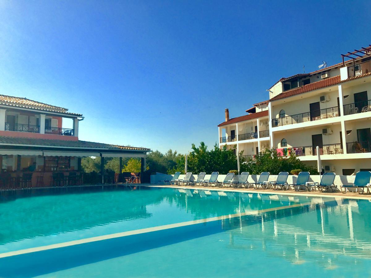 Ccb Bruskos Hotel آغيوس غيوريوس المظهر الخارجي الصورة